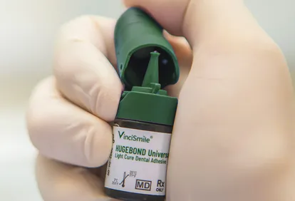 Implantatmaterialien in der Zahnmedizin